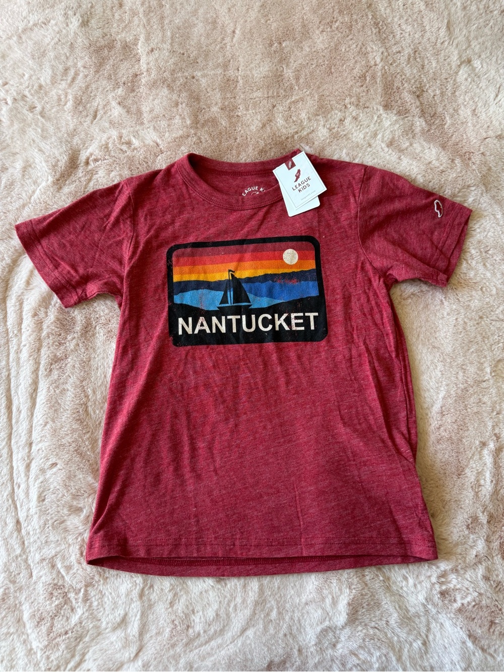 NWT League Kids “Nantucket” Red Short Sleeve T-shirt Size Medium